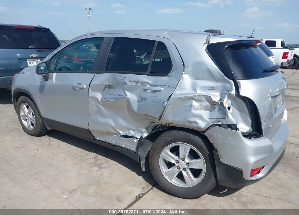 2020 CHEVROLET TRAX FWD LS VIN: KL7CJKSB1LB328120