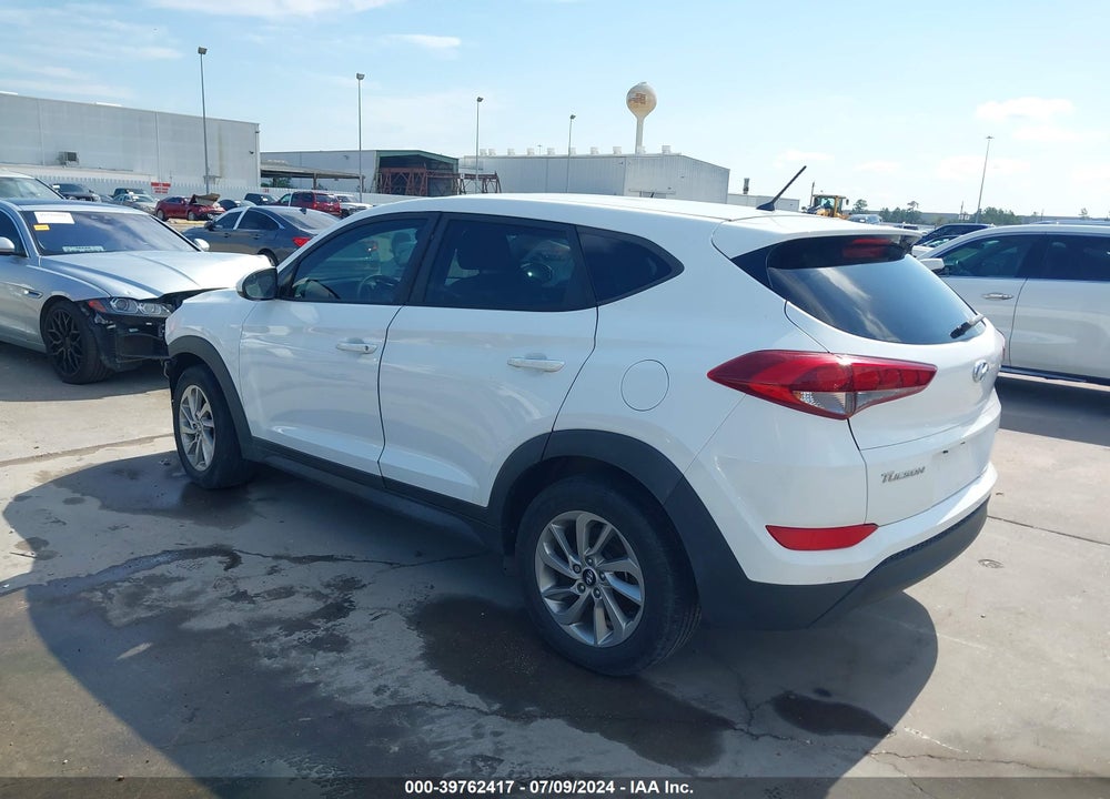 2018 HYUNDAI TUCSON VIN: KM8J23A47JU683127