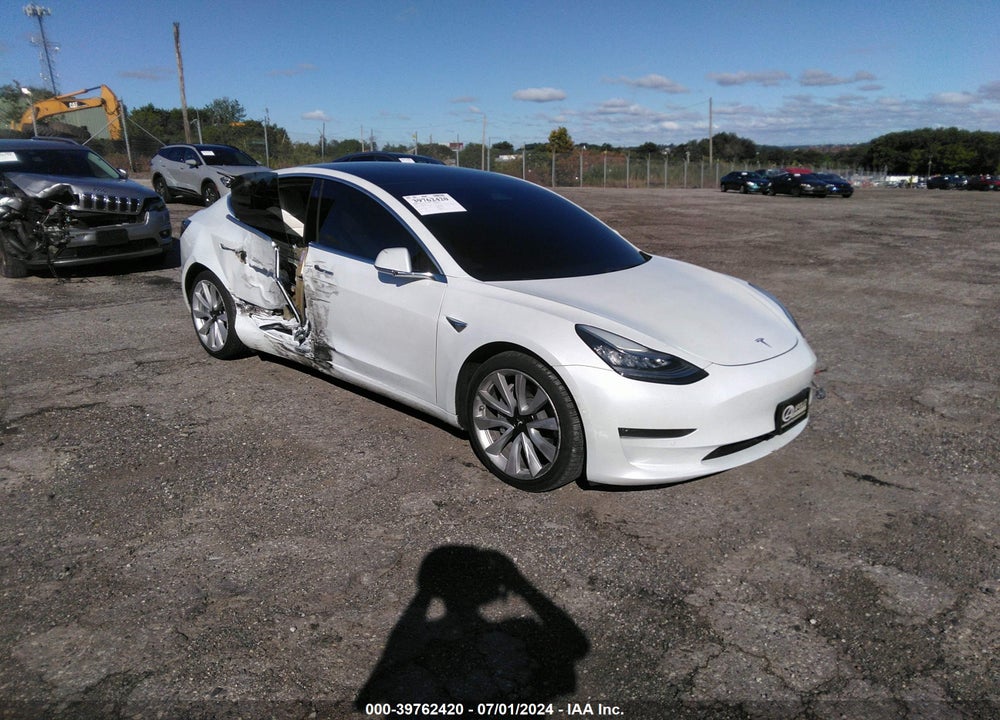 2020 TESLA MODEL 3 LONG RANGE DUAL MOTOR ALL-WHEEL DRIVE VIN: 5YJ3E1EB1LF628783