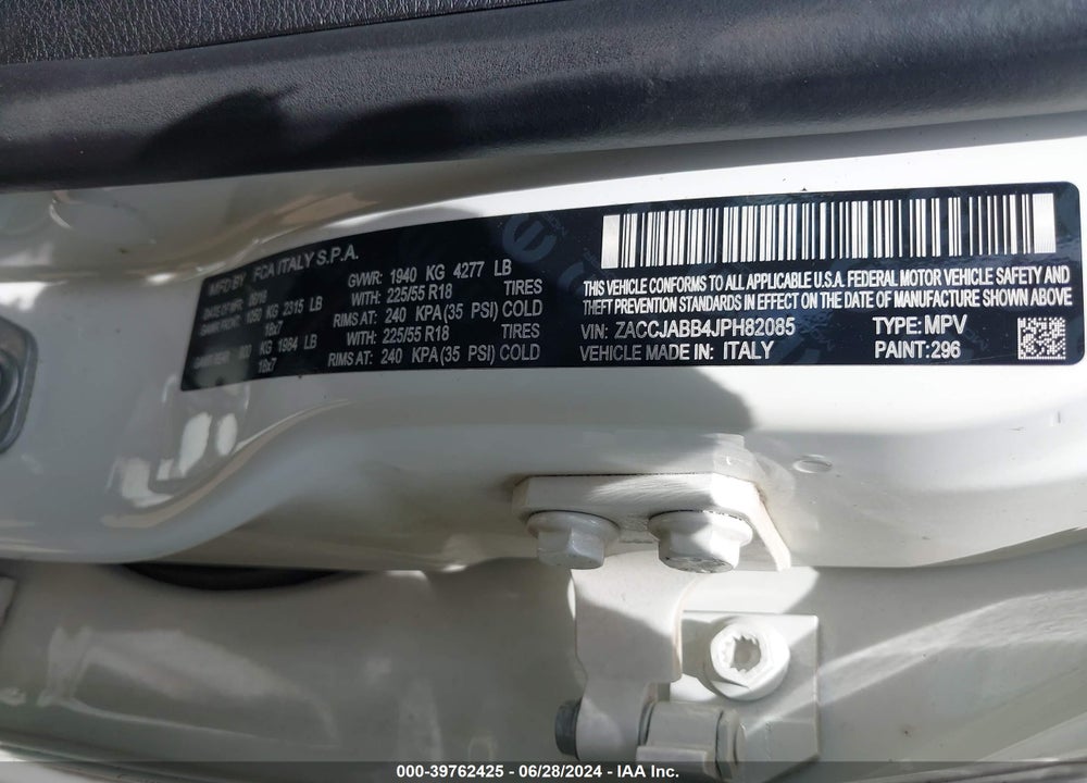 2018 JEEP RENEGADE ALTITUDE FWD VIN: ZACCJABB4JPH82085