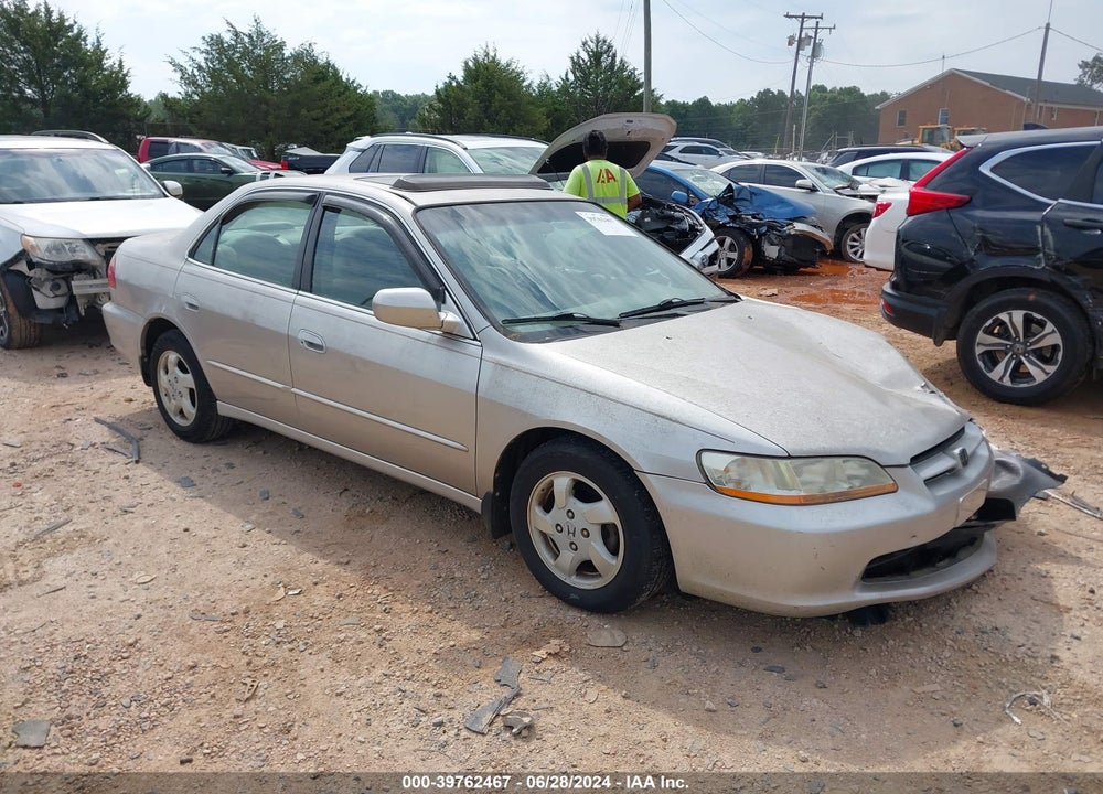 1999 HONDA ACCORD EX VIN: 1HGCG5652XA010852