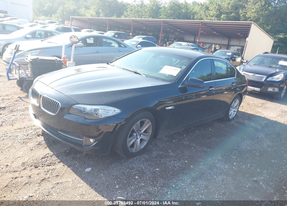 2011 BMW 528I VIN: WBAFR1C55BC673359