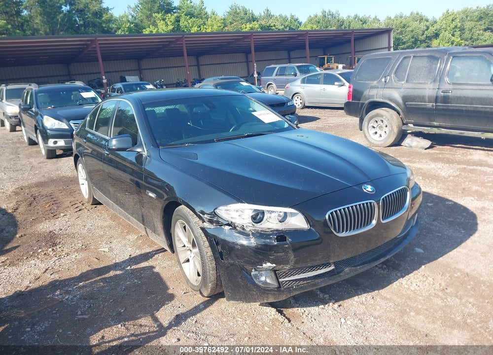 2011 BMW 528I VIN: WBAFR1C55BC673359