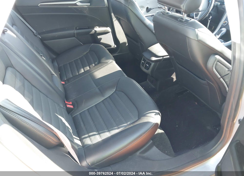 2016 FORD FUSION SE VIN: 3FA6P0HD8GR197965