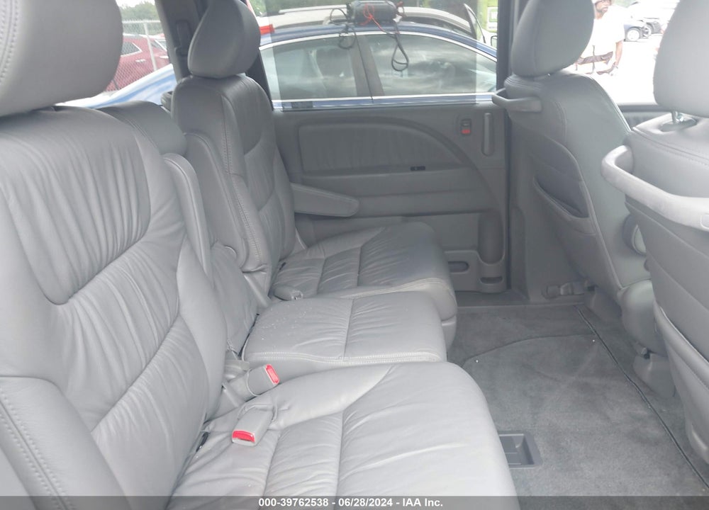 2008 HONDA ODYSSEY EX-L VIN: 5FNRL38688B109960