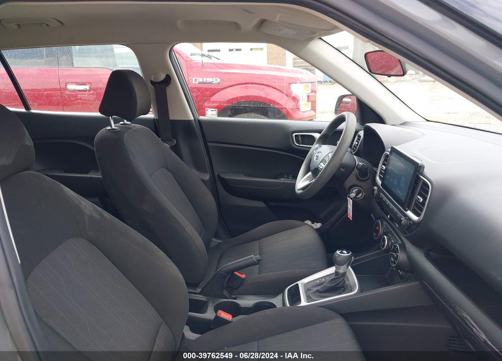 2020 HYUNDAI VENUE SE VIN: KMHRB8A32LU023541