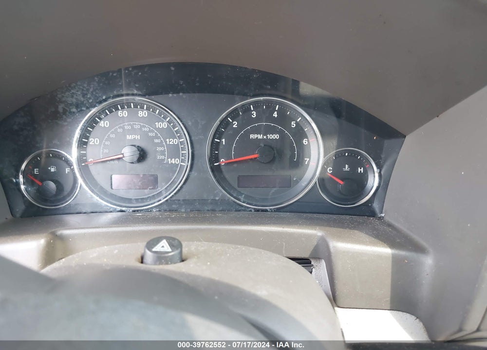 2007 JEEP COMMANDER LIMITED VIN: 1J8HG58P87C672547