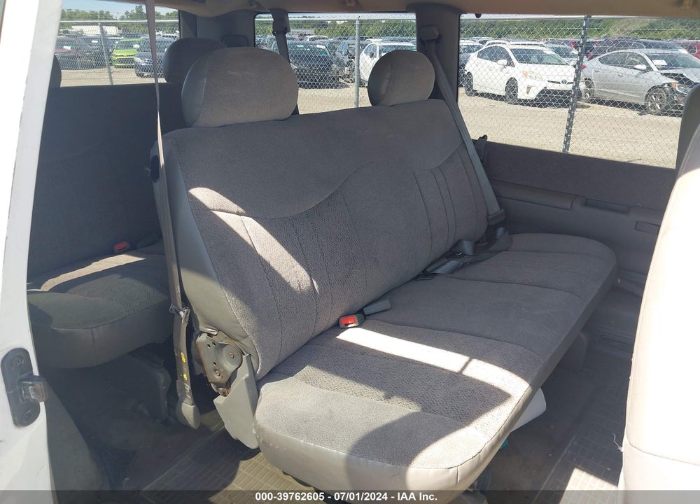 2002 GMC SAFARI SLE VIN: 1GKDM19X12B516357