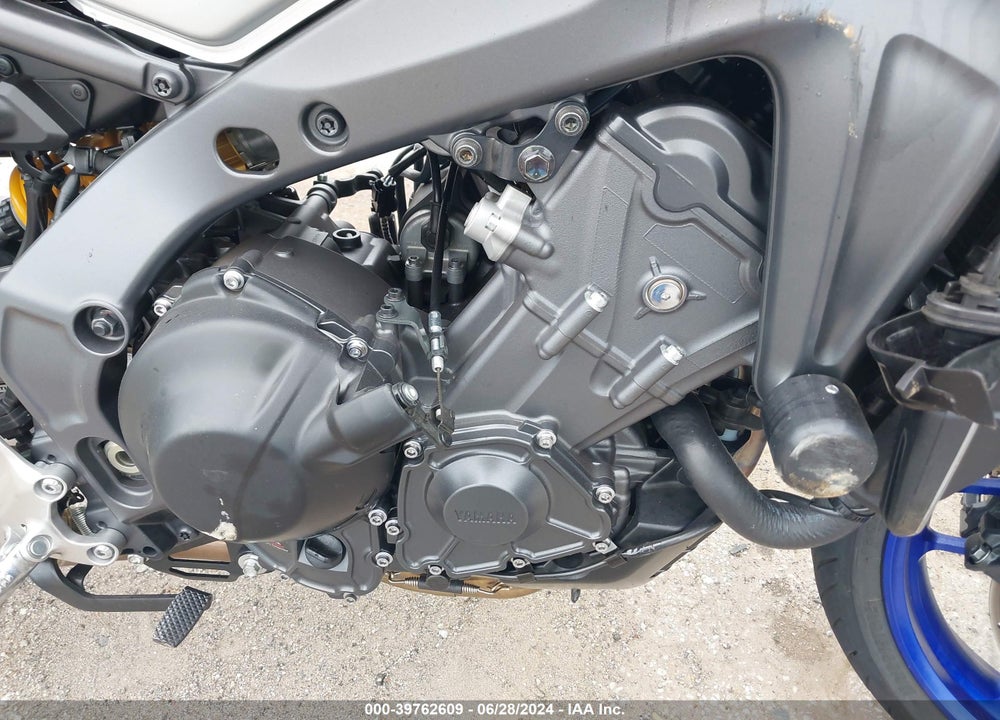 2023 YAMAHA MT09 D VIN: JYARN72E1PA001734