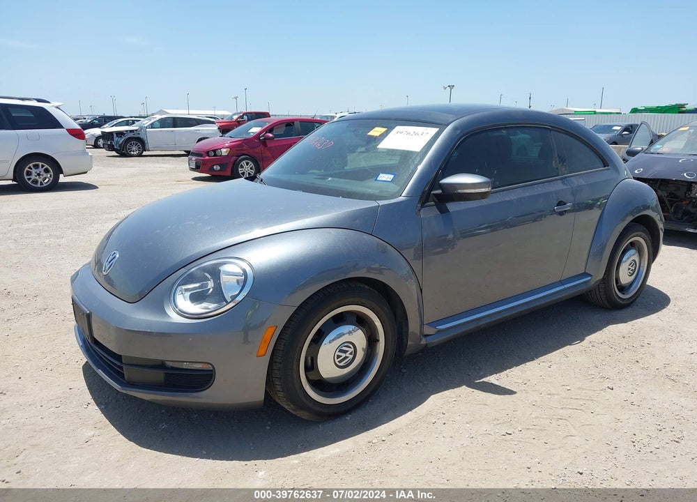 2013 VOLKSWAGEN BEETLE 2.5L VIN: 3VWJX7AT0DM633079