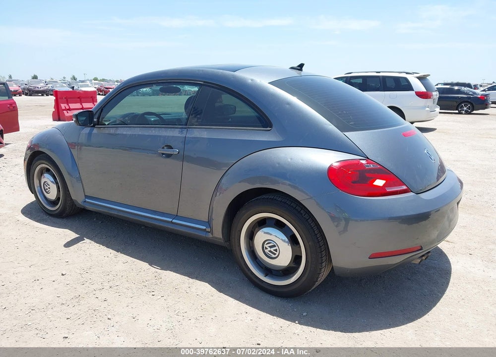 2013 VOLKSWAGEN BEETLE 2.5L VIN: 3VWJX7AT0DM633079