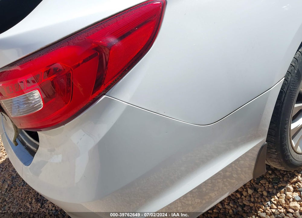 2015 HYUNDAI SONATA LIMITED VIN: 5NPE34AF3FH241229