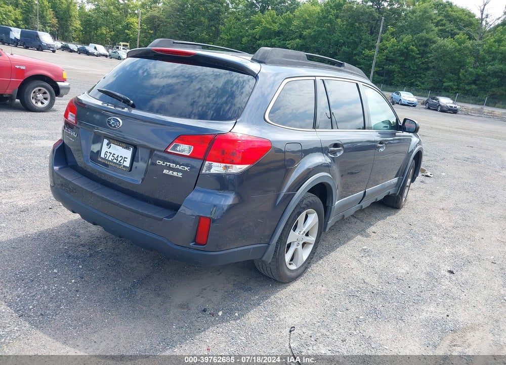 2013 SUBARU OUTBACK 2.5I PREMIUM VIN: 4S4BRBCC0D3205589