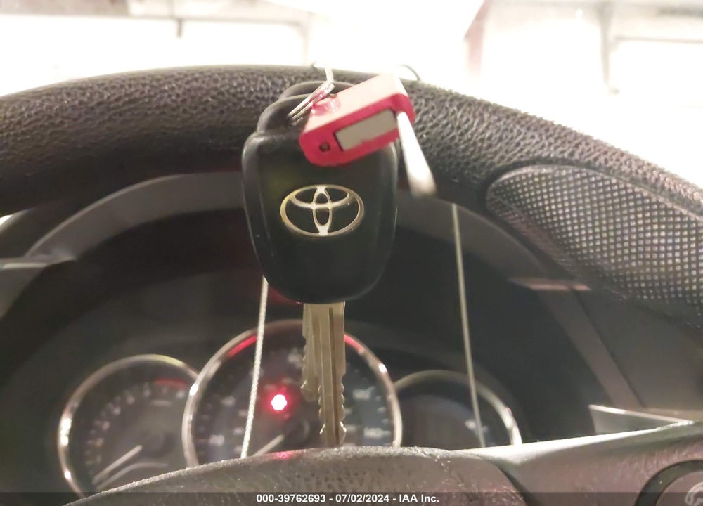 2016 TOYOTA COROLLA LE VIN: 5YFBURHE1GP499148