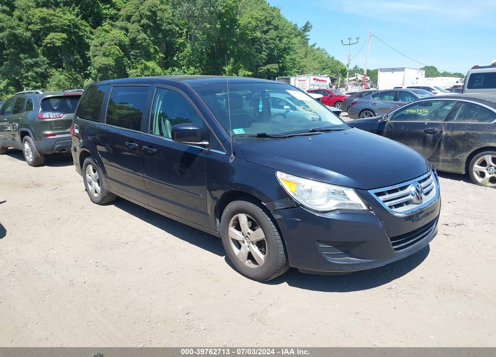 2010 VOLKSWAGEN ROUTAN SE VIN: 2V4RW3D14AR268315