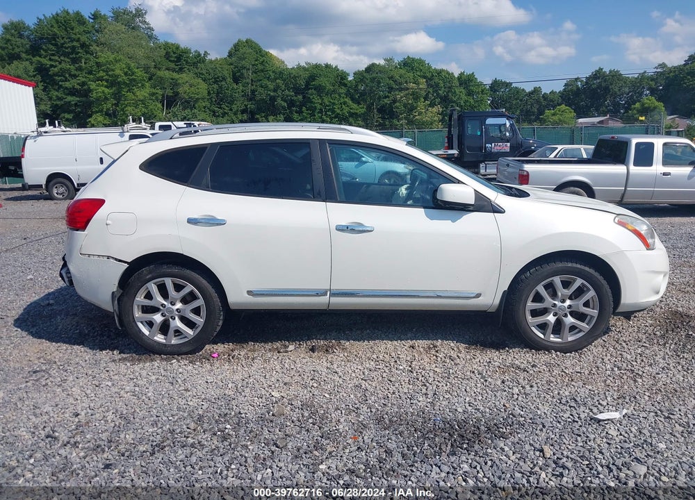 2013 NISSAN ROGUE SV W/SL PKG VIN: JN8AS5MV9DW132067