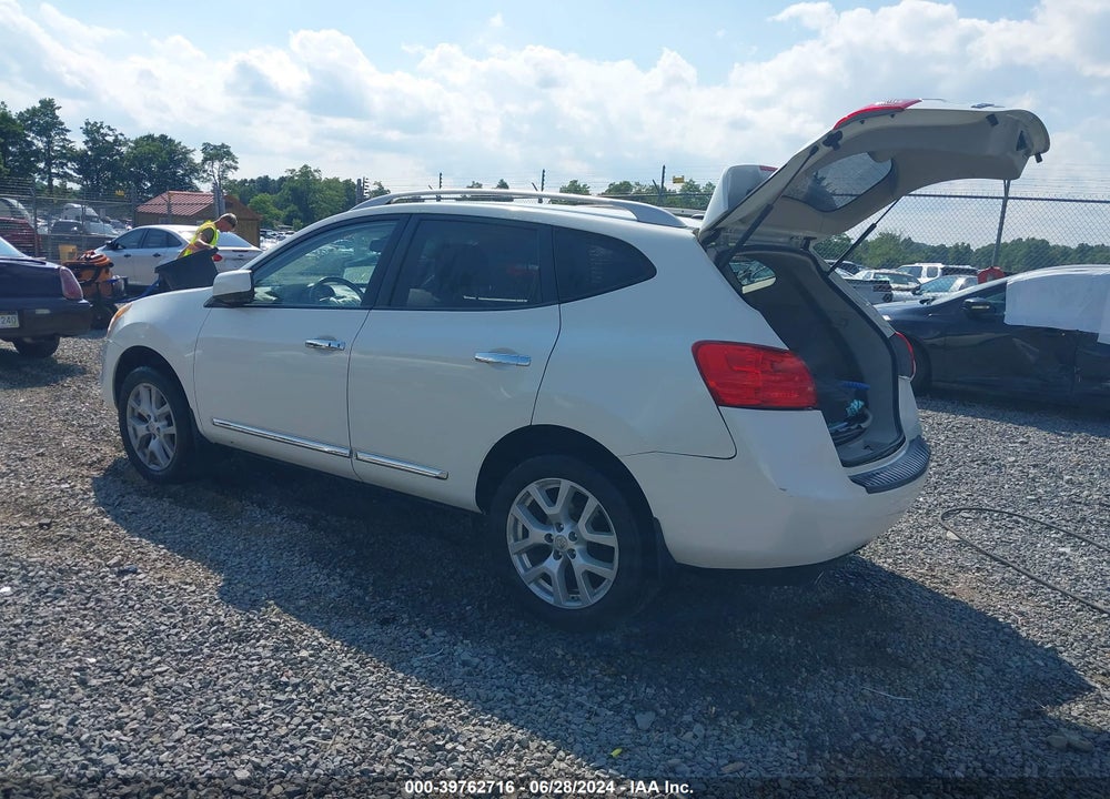 2013 NISSAN ROGUE SV W/SL PKG VIN: JN8AS5MV9DW132067