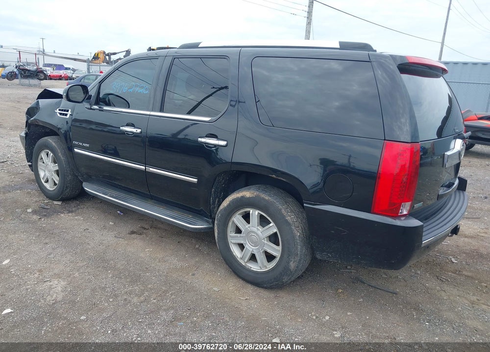 2010 CADILLAC ESCALADE STANDARD VIN: 1GYUKAEF4AR102228