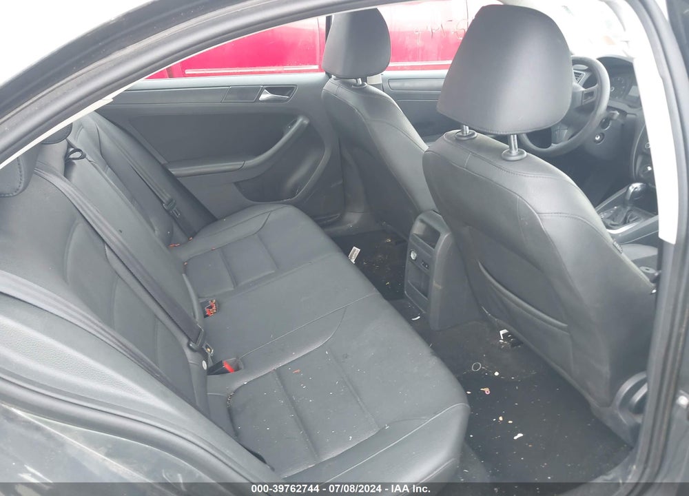 2011 VOLKSWAGEN JETTA 2.5L SE VIN: 3VWDX7AJ3BM384270