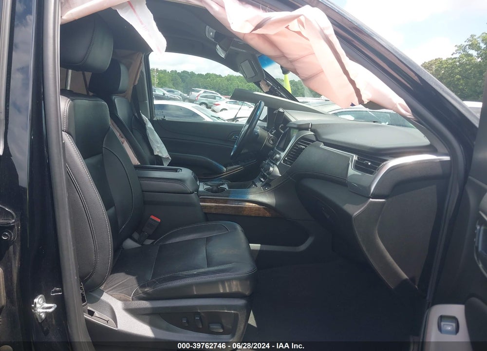 2020 CHEVROLET SUBURBAN 2WD LT VIN: 1GNSCHKC1LR120757