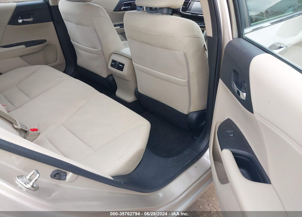 2017 HONDA ACCORD VIN: 1HGCR2F70HA187427