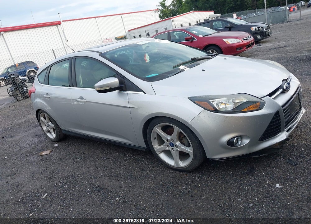2014 FORD FOCUS TITANIUM VIN: 1FADP3N24EL251124