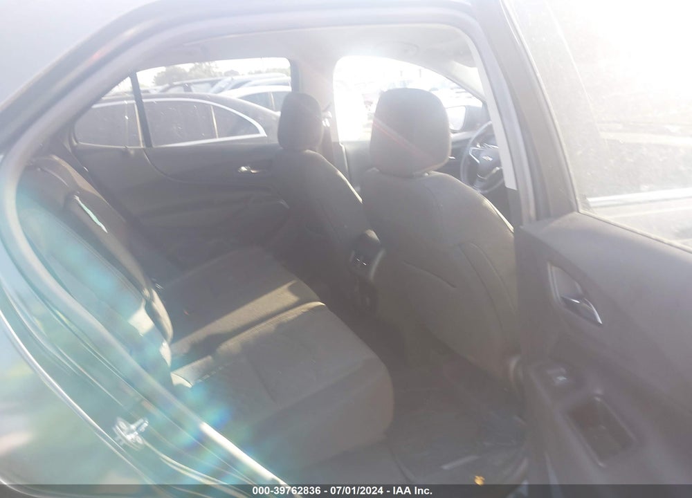 2018 CHEVROLET EQUINOX LT VIN: 2GNAXJEVXJ6332568