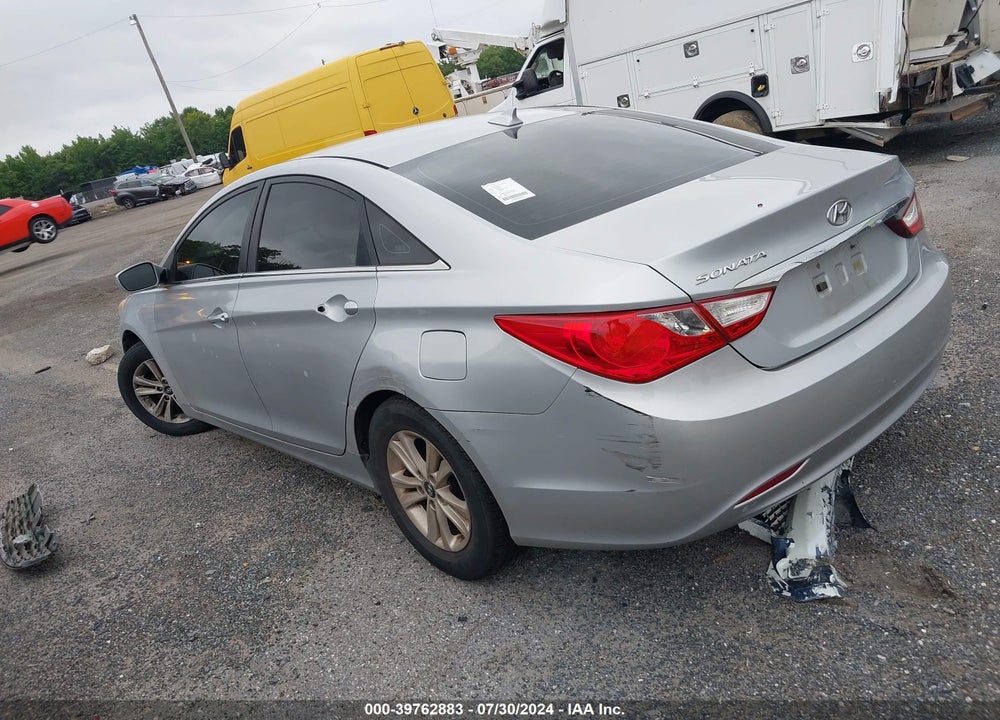 2013 HYUNDAI SONATA GLS VIN: 5NPEB4AC1DH698465
