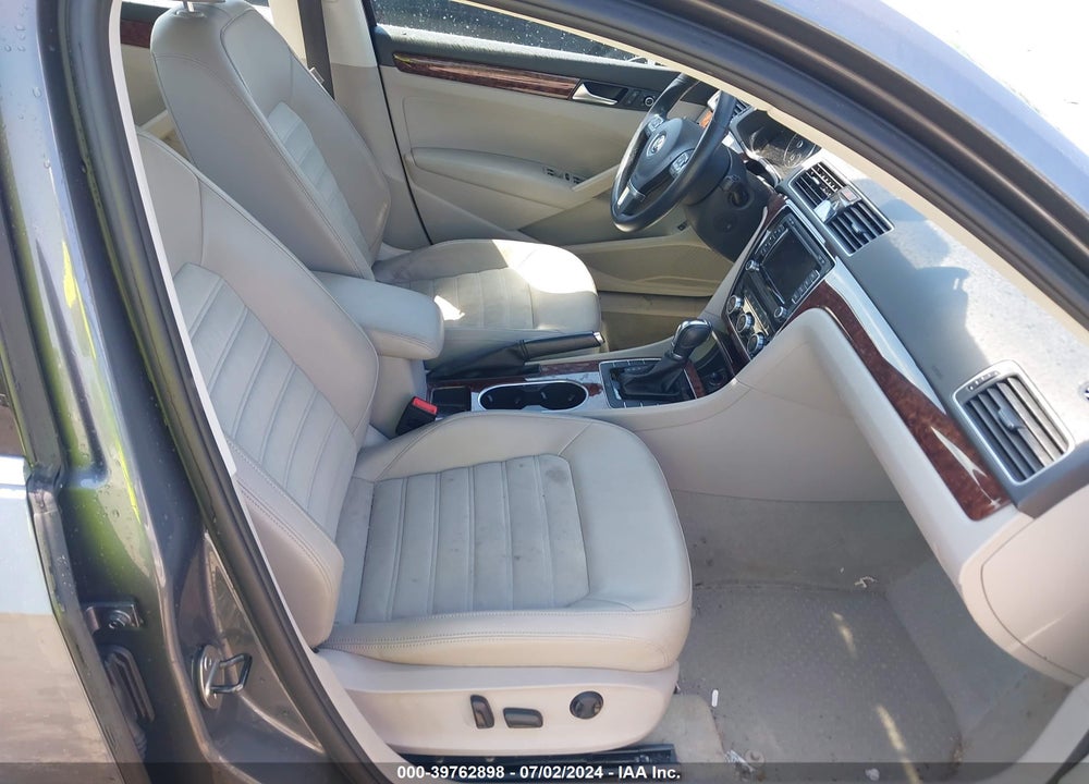 2013 VOLKSWAGEN PASSAT 2.0L TDI SEL PREMIUM VIN: 1VWCN7A37DC108309