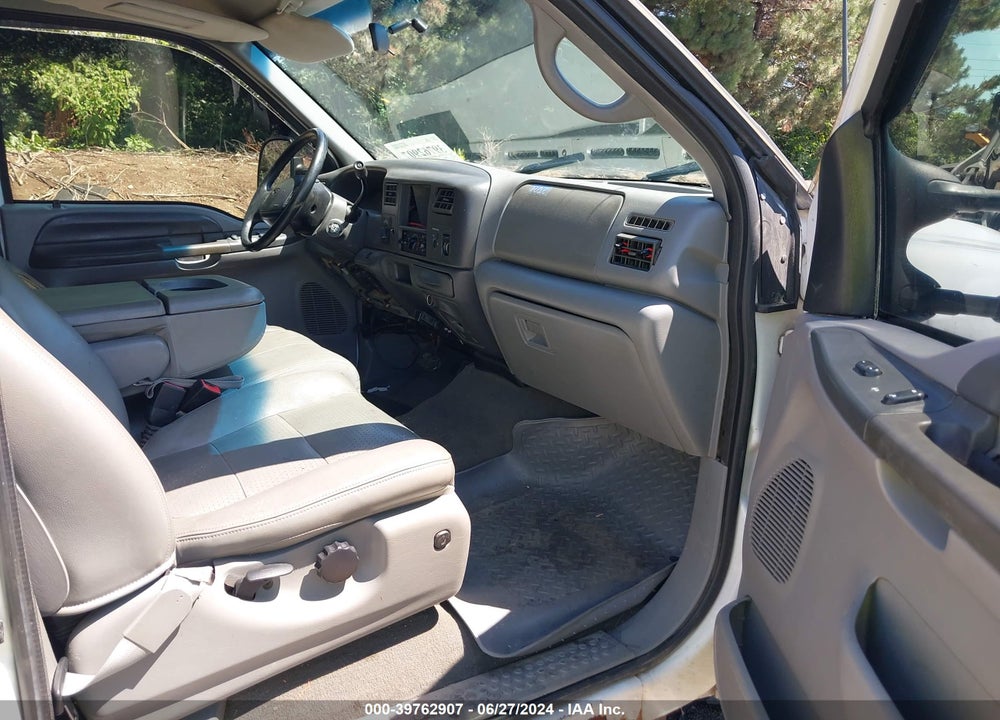 2002 FORD F-350 LARIAT/XL/XLT VIN: 1FTSX31F32EA63673