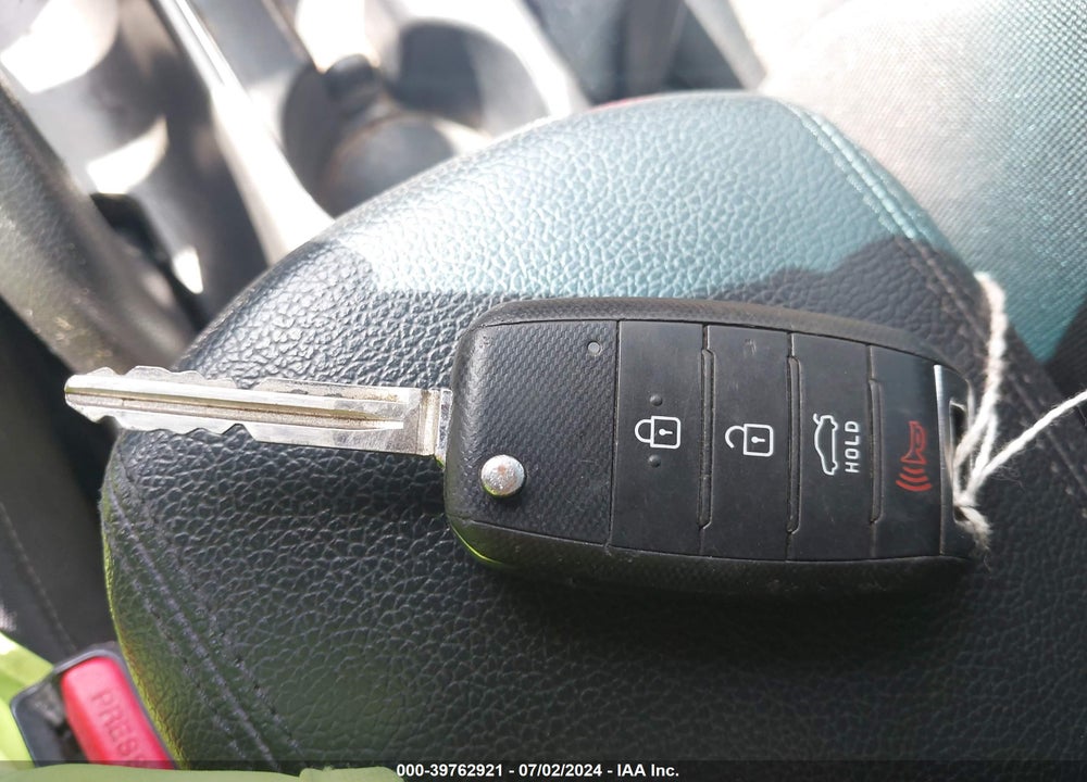 2017 KIA FORTE LX VIN: 3KPFL4A73HE116610
