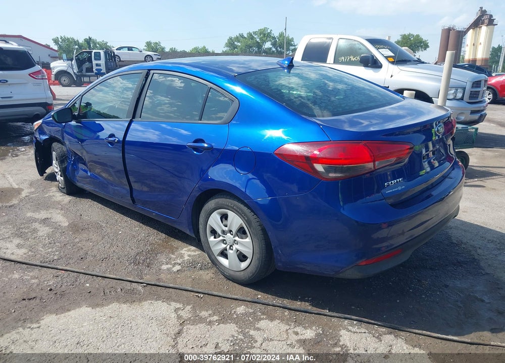 2017 KIA FORTE LX VIN: 3KPFL4A73HE116610