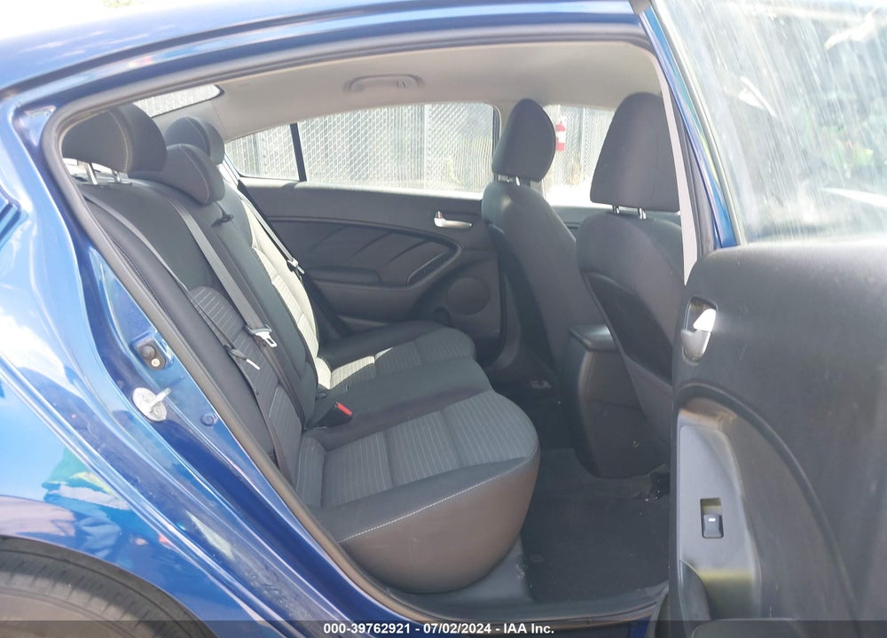 2017 KIA FORTE LX VIN: 3KPFL4A73HE116610