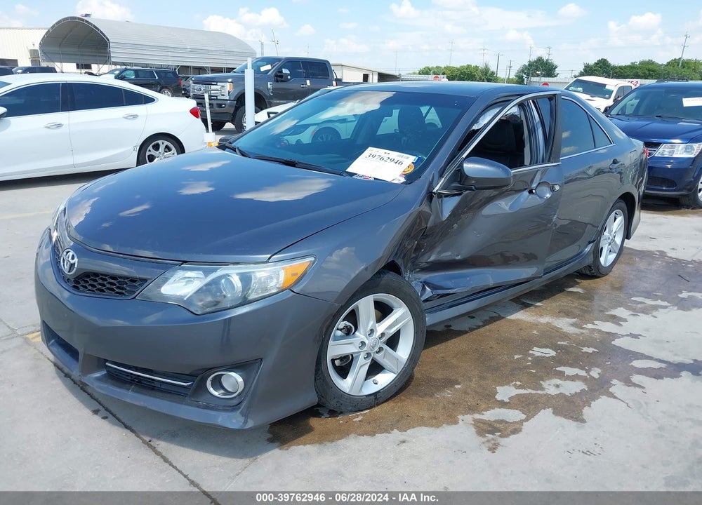 2013 TOYOTA CAMRY SE VIN: 4T1BF1FK4DU290811