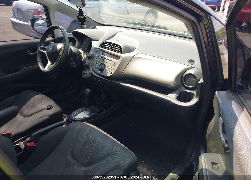 2009 HONDA FIT SPORT VIN: JHMGE884X9S014011