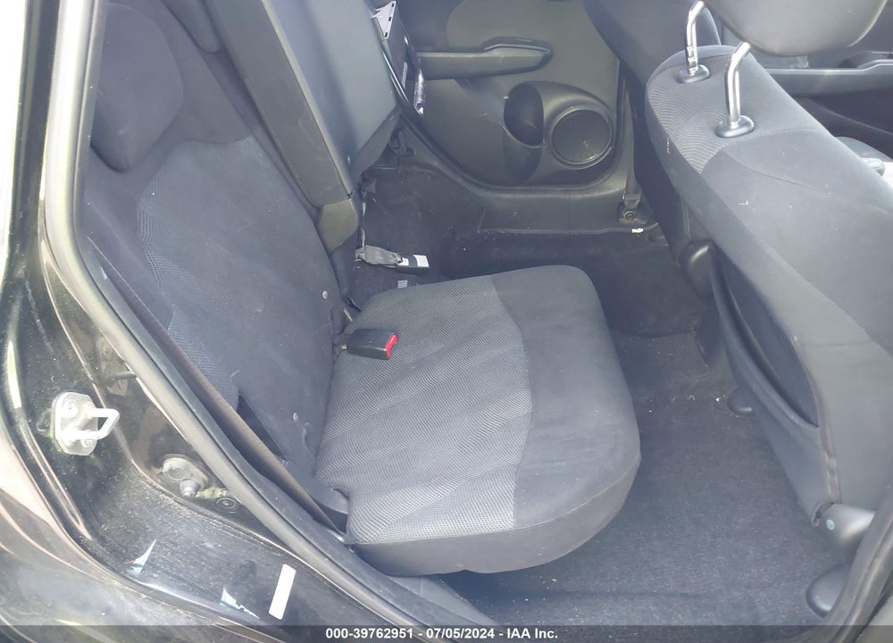 2009 HONDA FIT SPORT VIN: JHMGE884X9S014011