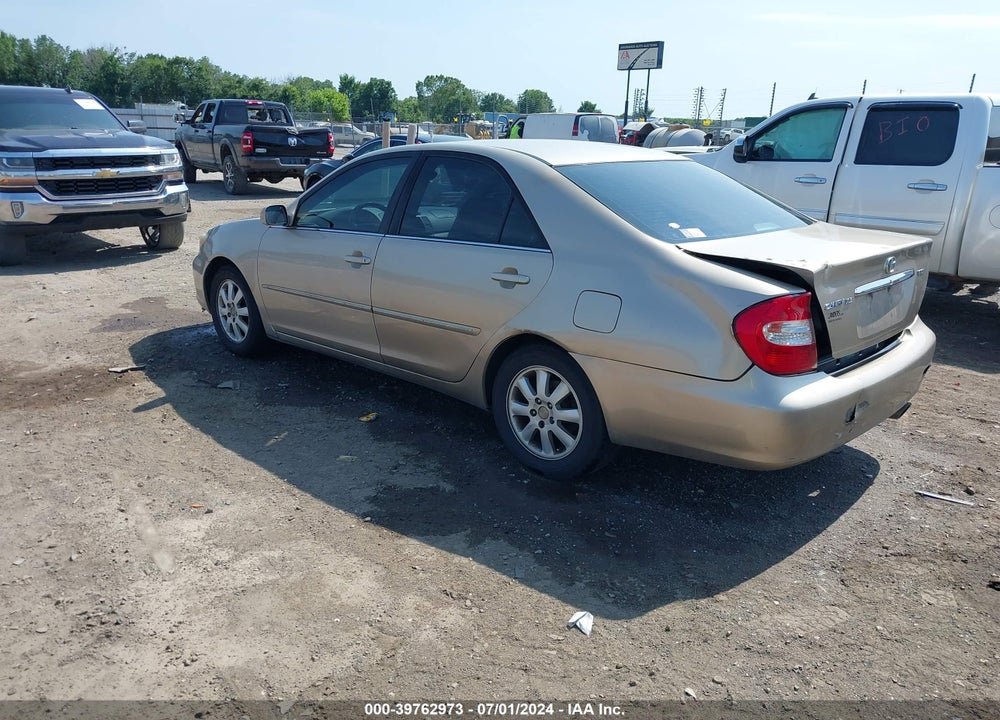 2004 TOYOTA CAMRY XLE VIN: 4T1BE32K44U866837