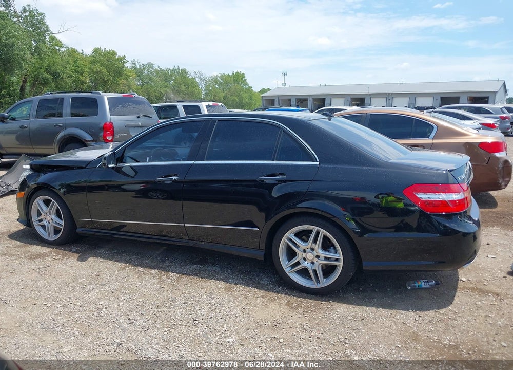 2013 MERCEDES-BENZ E 350 4MATIC VIN: WDDHF8JB2DA667027