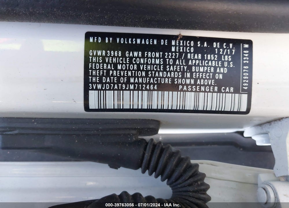 2018 VOLKSWAGEN BEETLE 2.0T SE VIN: 3VWJD7AT9JM712464