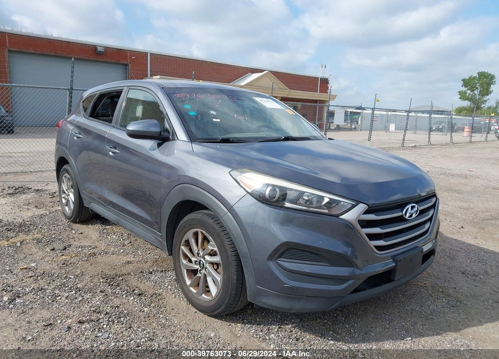 2018 HYUNDAI TUCSON SE VIN: KM8J23A48JU658401
