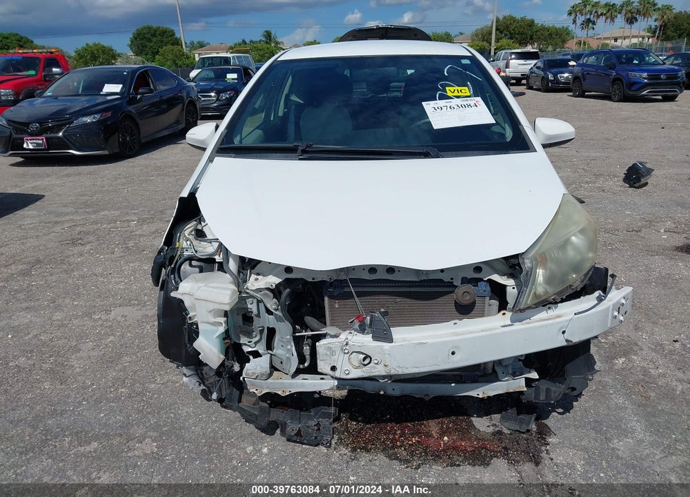 2013 TOYOTA YARIS L VIN: JTDJTUD38DD564727
