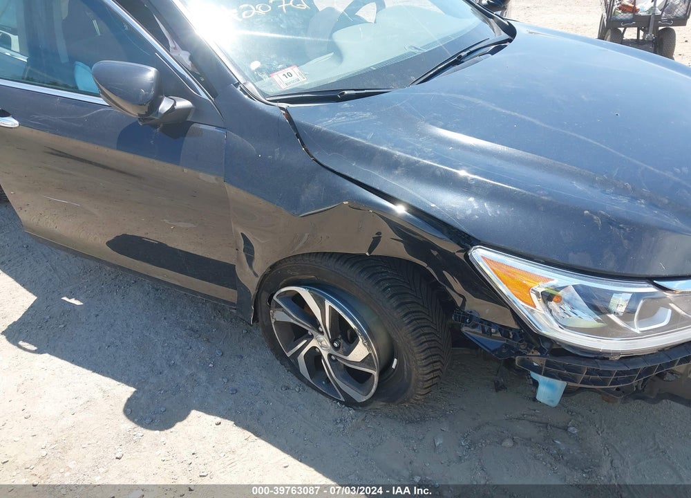2017 HONDA ACCORD LX VIN: 1HGCR2F3XHA158028