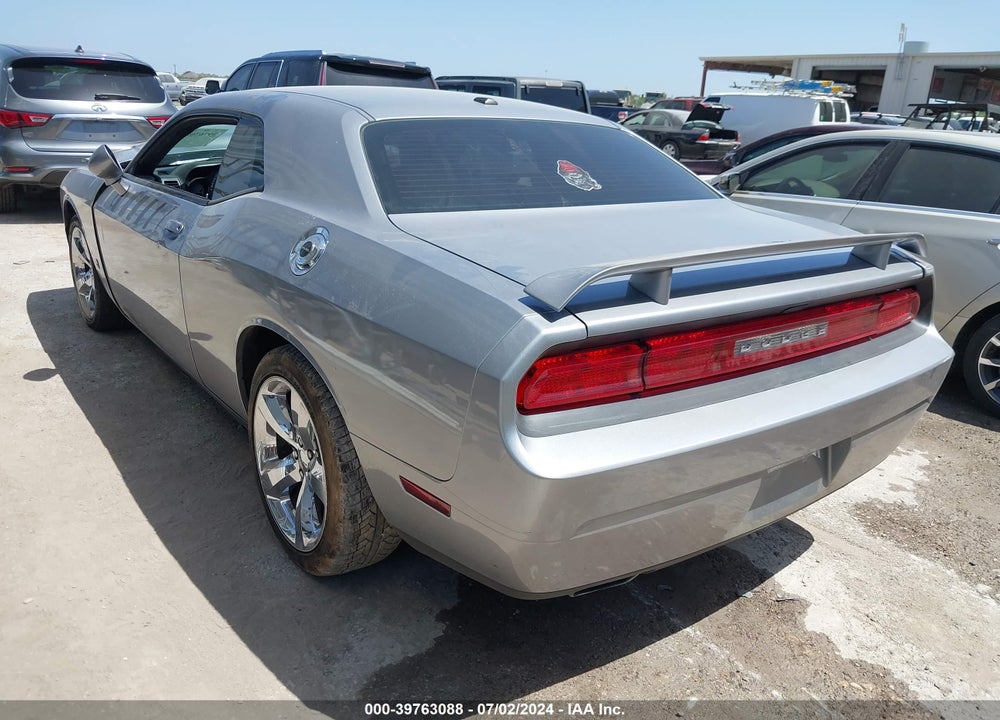 2011 DODGE CHALLENGER R/T VIN: 2B3CJ5DT5BH560124