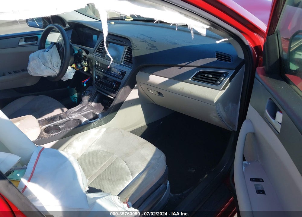 2016 HYUNDAI SONATA SE VIN: 5NPE24AF9GH283117