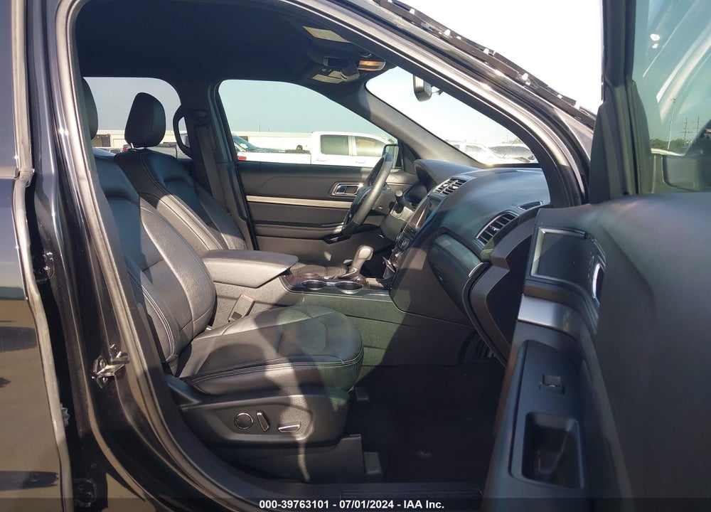 2018 FORD EXPLORER XLT VIN: 1FM5K7D8XJGC48382