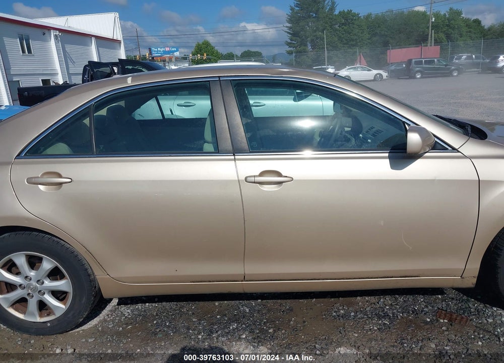 2011 TOYOTA CAMRY LE VIN: 4T1BF3EKXBU592436