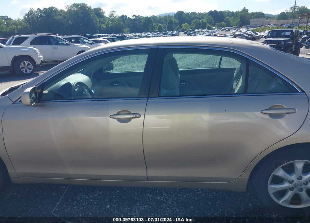 2011 TOYOTA CAMRY LE VIN: 4T1BF3EKXBU592436