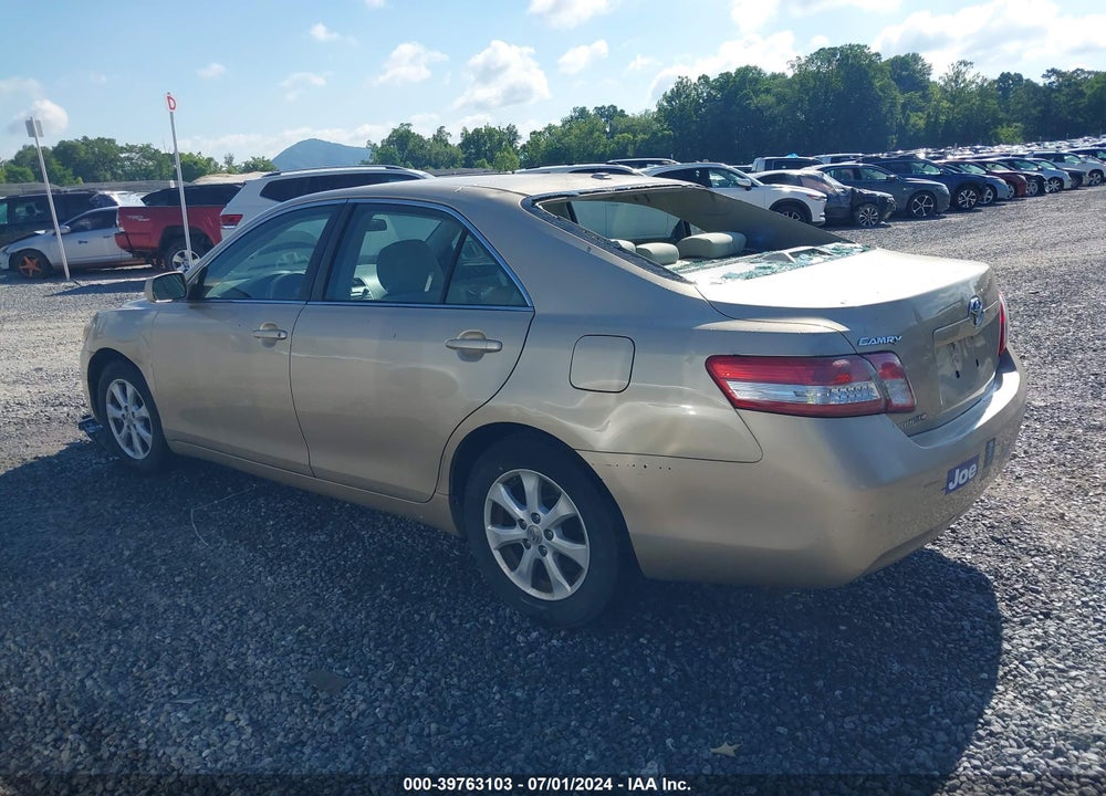 2011 TOYOTA CAMRY LE VIN: 4T1BF3EKXBU592436