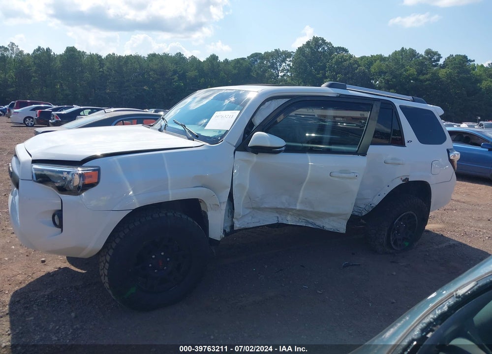 2019 TOYOTA 4RUNNER SR5 PREMIUM VIN: JTEBU5JR8K5631183