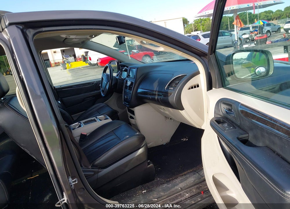 2015 CHRYSLER TOWN & COUNTRY TOURING VIN: 2C4RC1BG6FR626908